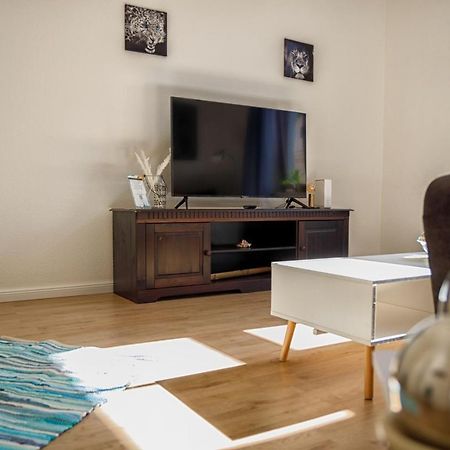 Zentral CITY Lage MODERN NETFLiX Küche WLAN, Hasselbachplatz, 4Schlafplätze Magdeburgo Exterior foto