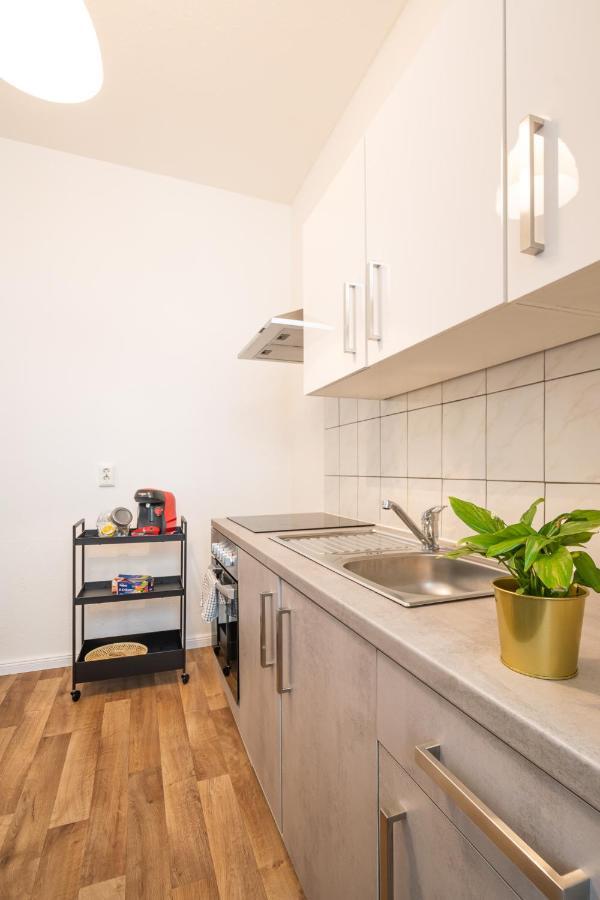 Zentral CITY Lage MODERN NETFLiX Küche WLAN, Hasselbachplatz, 4Schlafplätze Magdeburgo Exterior foto