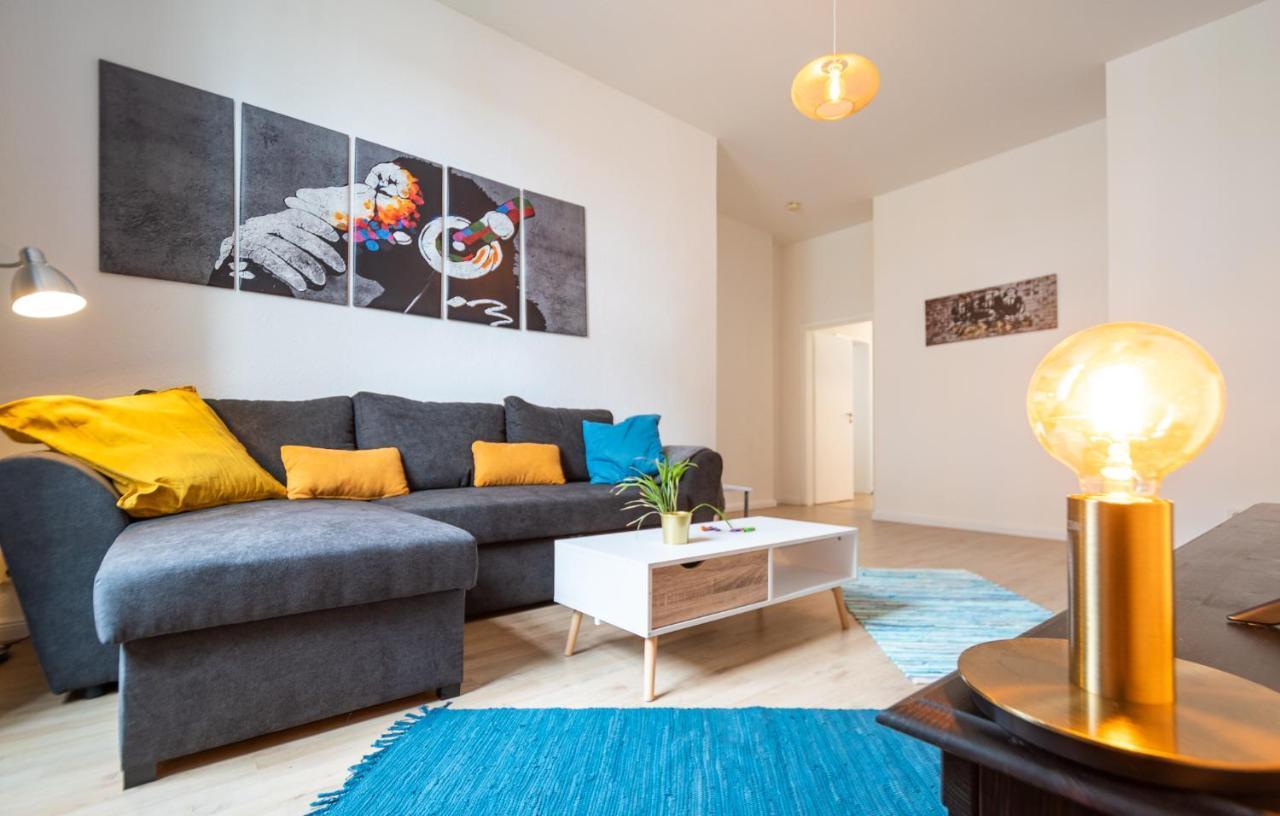 Zentral CITY Lage MODERN NETFLiX Küche WLAN, Hasselbachplatz, 4Schlafplätze Magdeburgo Exterior foto